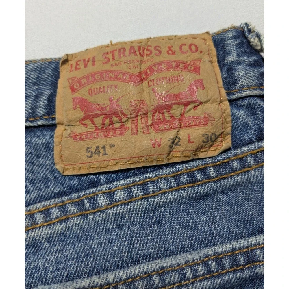 LEVIS 541 ATHLETIC TAPER Men 32X30 Blue Distressed Stretch Blend Denim Jeans NEW